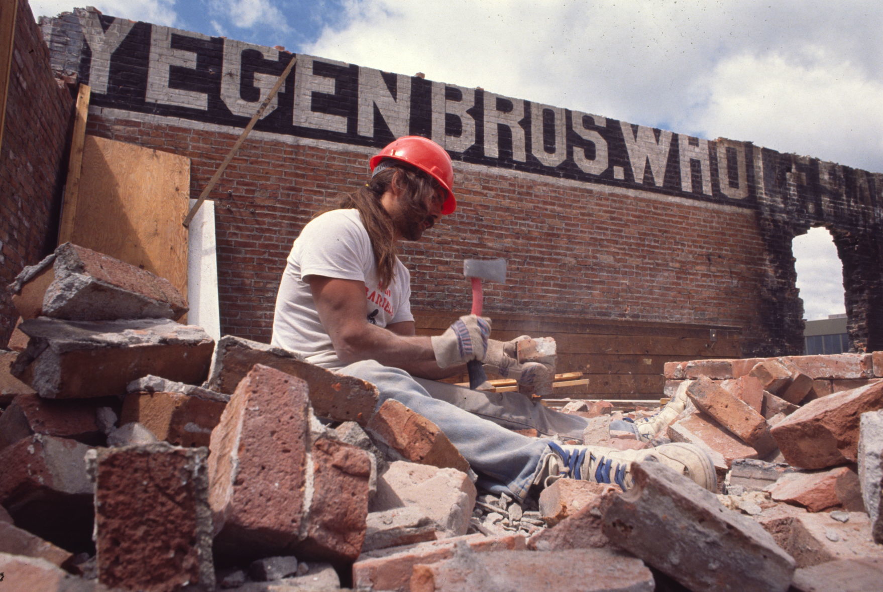 Forget It floral shop demolition, July 2, 1992